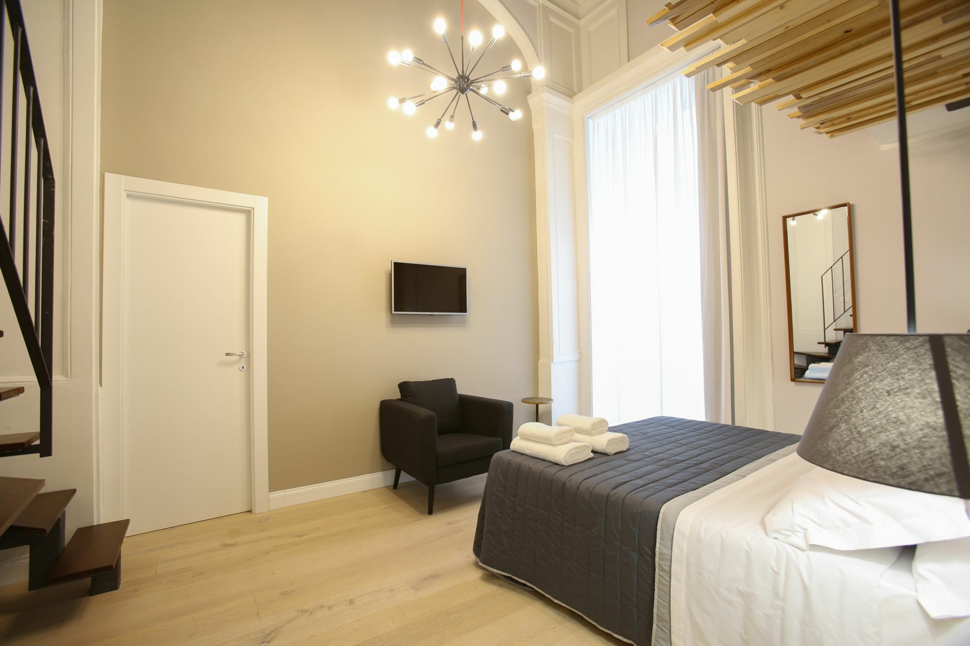 The Dante House By House In Napoli