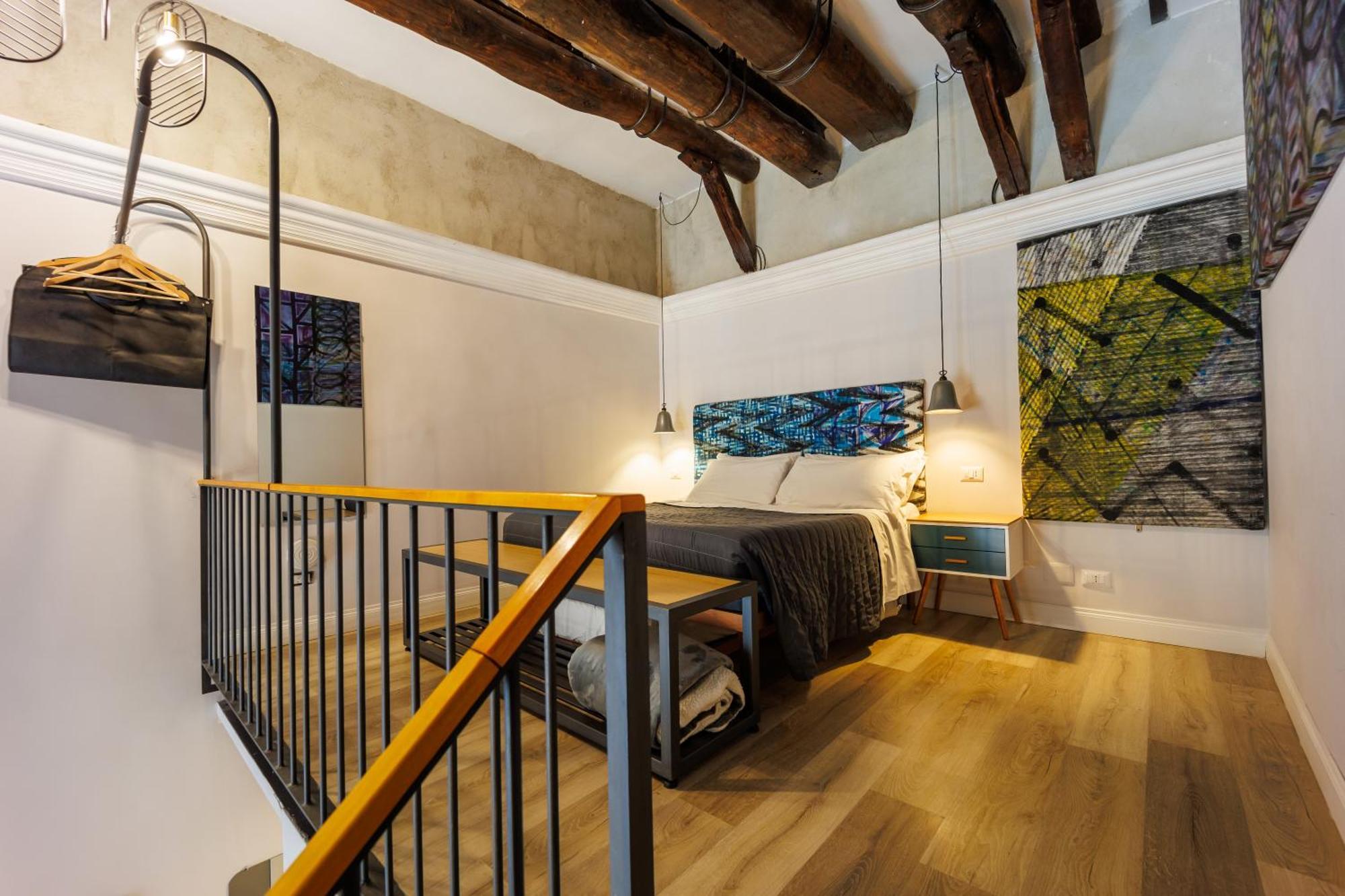 Bed & Breakfast The Dante House By House In Naples
