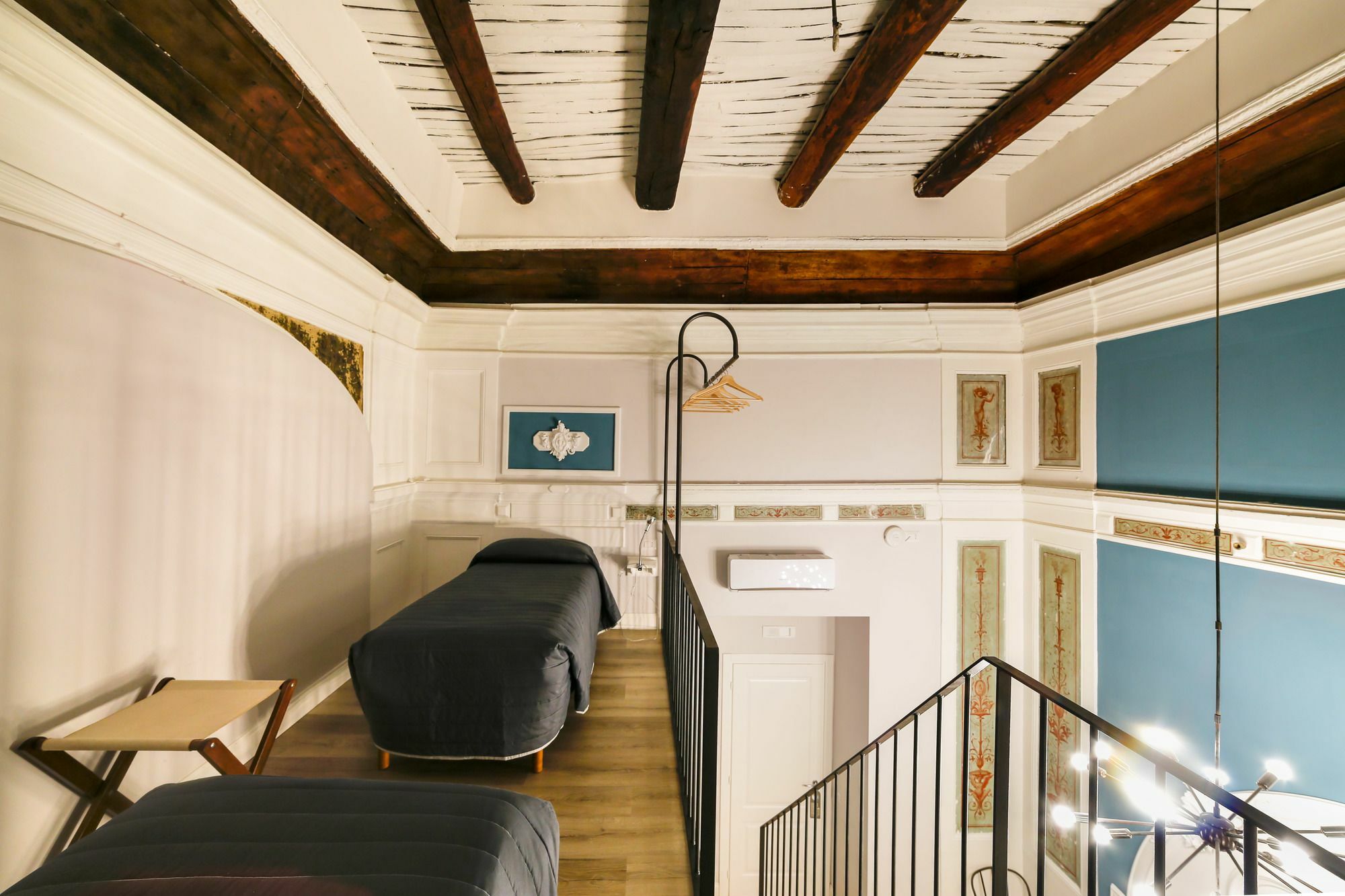 The Dante House By House In 2* Naples
