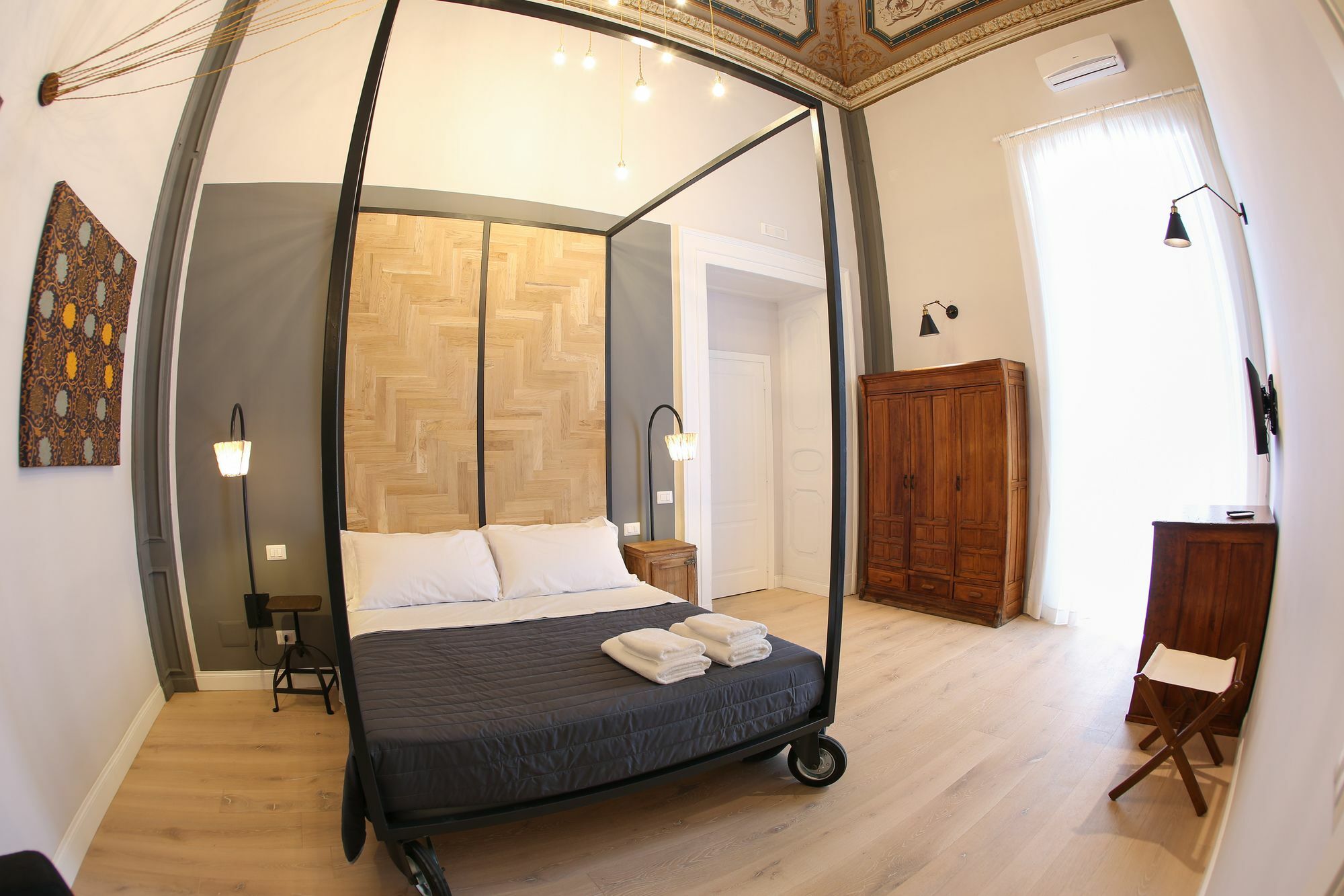 The Dante House By House In Bed & Breakfast