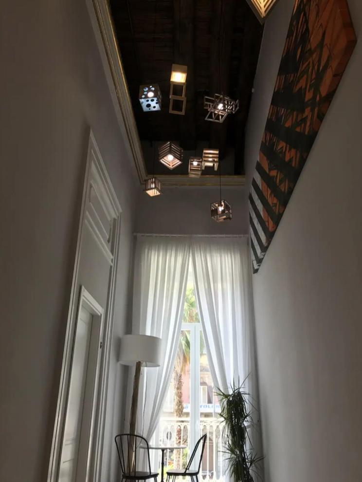 Couette-café The Dante House By House In